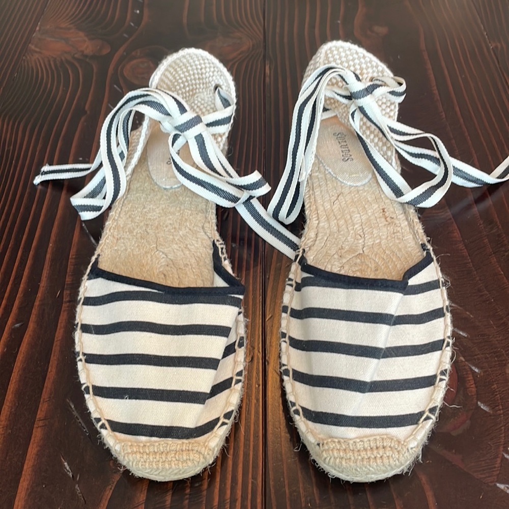 Soludos stripe sandals white/navy. Size 11